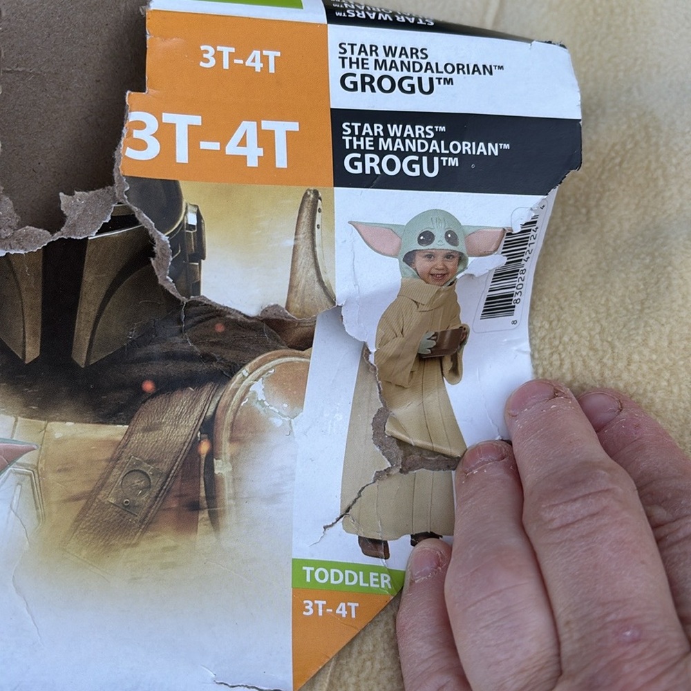 NWT Disney STAR WARS Beige Fleece The Mandalorian Grogu Halloween Costume 3T-4T
